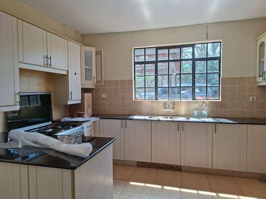 4 Bed Townhouse with En Suite at Off Glory Rd image 31