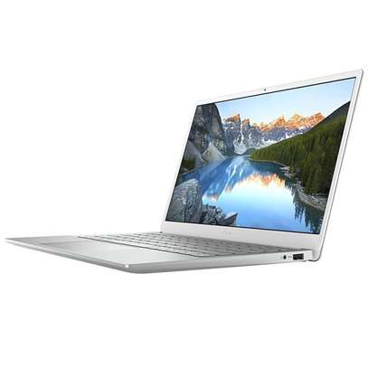 Dell XPS 13 Intel Core i7 7th gen, 8GB, 256gb SSD, Touch image 2