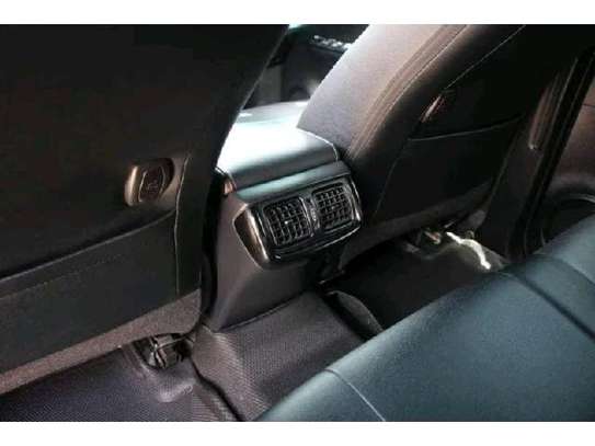 TOYOTA HILUX DOUBLE CUBIN NEW IMPORT. image 5