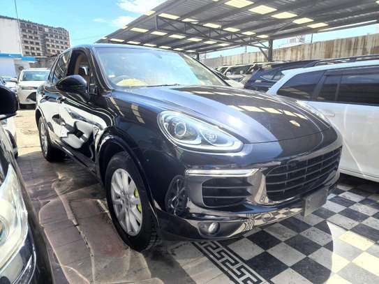 PORSCHE CAYENNE  2017 MODEL image 10