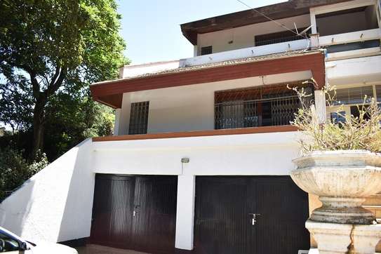 2 Bed Townhouse with En Suite at Sri Aurobindo Rd image 2