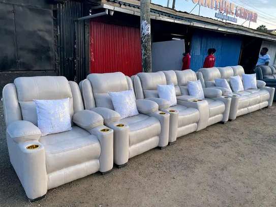 Modern semi recline 7 seater image 3