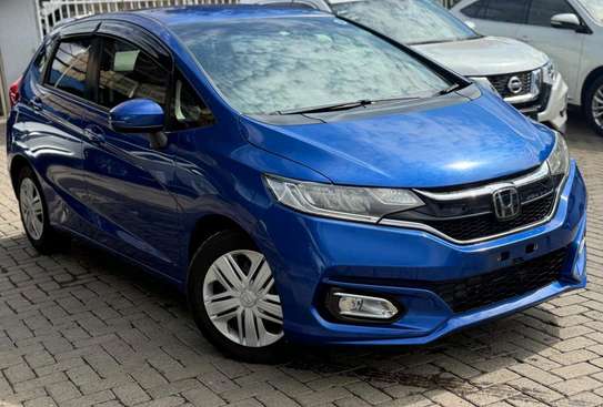 Make Honda fit blue color fully loaded 2019 model. image 9