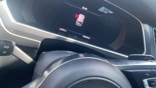 VOLKSWAGEN TIGUAN 2017MODEL image 5