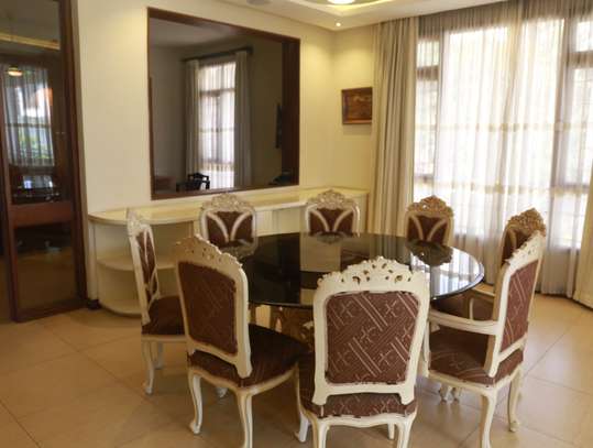 6 Bed Apartment with En Suite at Riverside Drive image 6