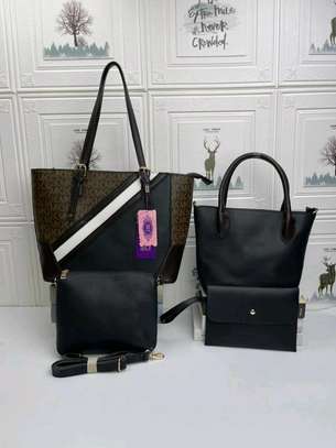 Fashionable 4 in 1 handbags image 1