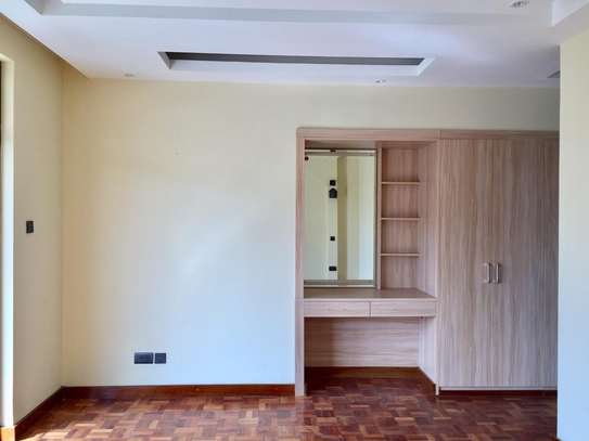 2 Bed Apartment with En Suite in Kileleshwa image 5