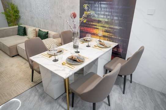 Serviced 2 Bed Apartment with En Suite at Kingara Rd image 5