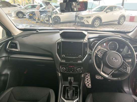 Subaru Forester 2018 2000cc image 7