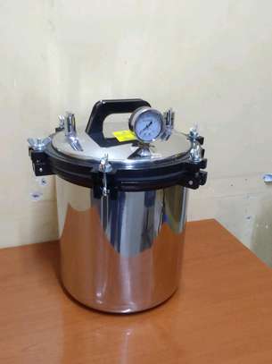 Electric Autoclave 18ltrs image 2