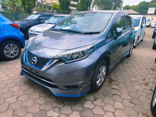 Nissan note E power grey 2017 hybrid image 2