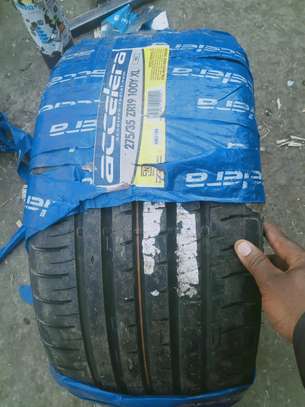 275/35ZR19 Brand new Accelera tyres. image 1