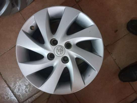 Toyota rims 15 image 1