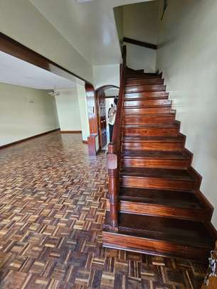 4 Bed Townhouse with En Suite at Kileleshwa image 11