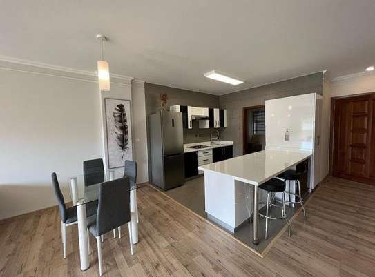 2 bedroom apartment for rent in Kileleshwa image 7