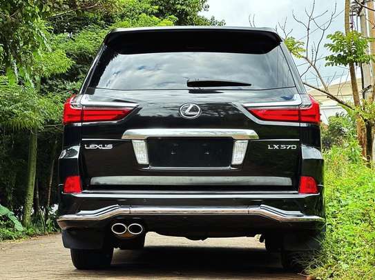 LEXUS LX570 image 5