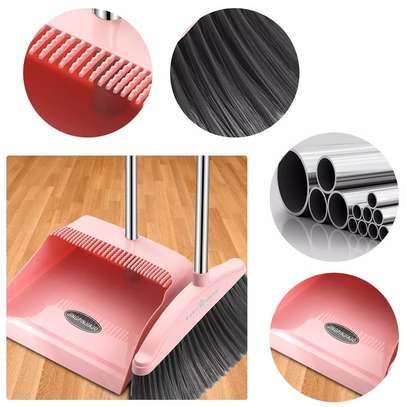 2 in 1 flexible broom and dustpan image 1
