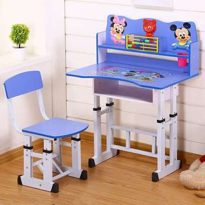 High-Quality Modern Cartoon School Desk and Chair Set image 4