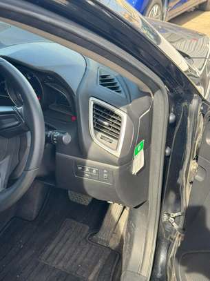 Mazda Axela sportd 2018 image 7