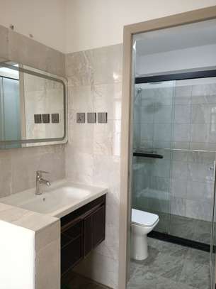 Serviced 1 Bed Apartment with En Suite at Westlands image 4