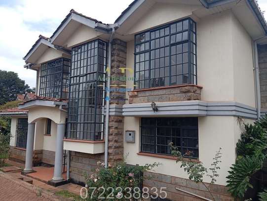 4 Bed Villa with En Suite at Nyari West Nairobi image 8