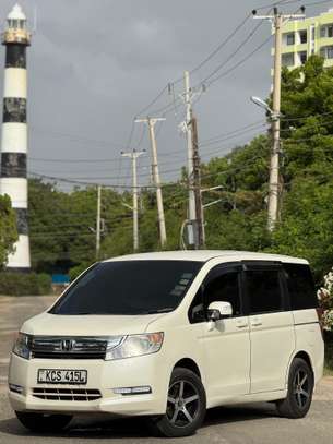 Honda stepwagon KCS image 2