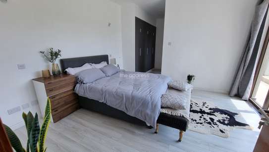 5 Bed Villa with En Suite in Karen image 8
