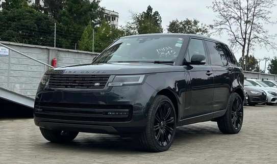 Range Rover Vogue 2023 Metallic grey image 2