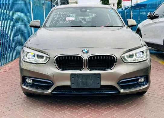 BMW 118i 2016 image 3