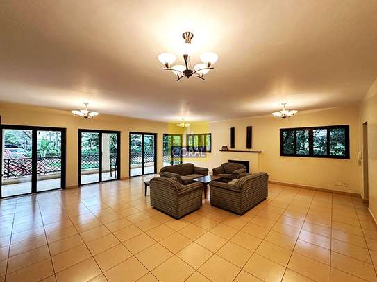 4 Bed Apartment with En Suite in Riverside image 4