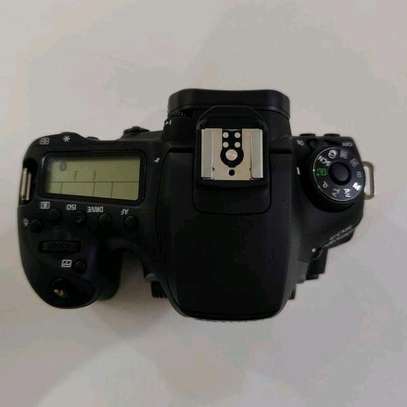 Canon 90D camera (body only) image 4