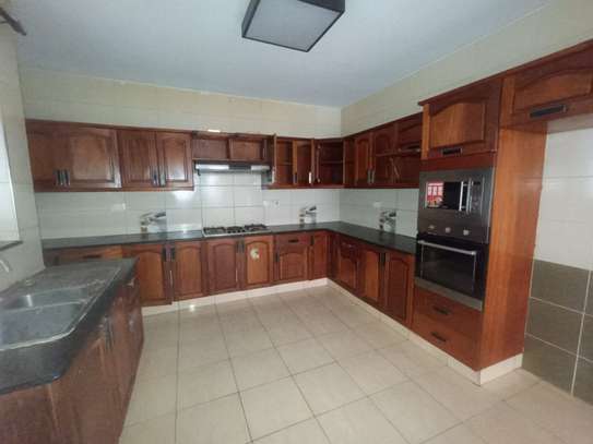 6 Bed Townhouse with En Suite at Lavington image 21