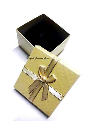 Yellow cardboard gift box image 1