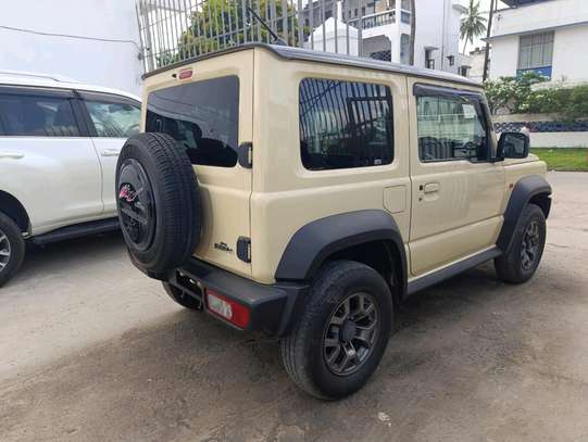 Suzuki jimny 2018 1500cci image 5