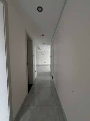 3 Bed Apartment with En Suite in Kilimani image 14