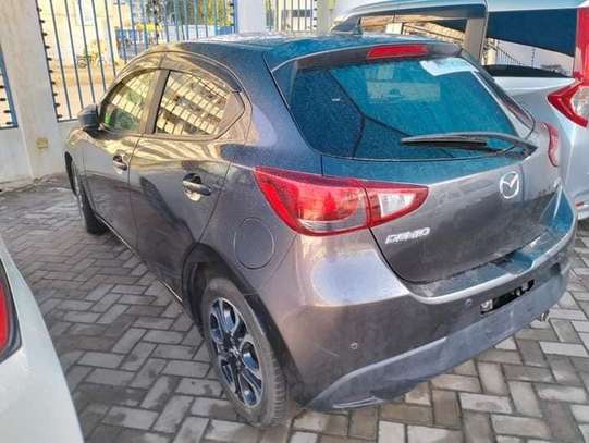 Mazda demio image 1