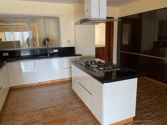 4 Bed Apartment with En Suite in Kileleshwa image 26