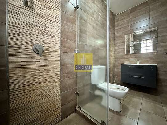 4 Bed Apartment in Parklands image 7