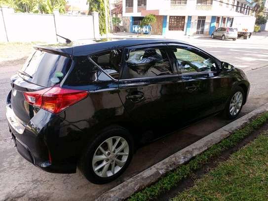 Toyota Auris 2014 fully loaded in Mombasa image 2