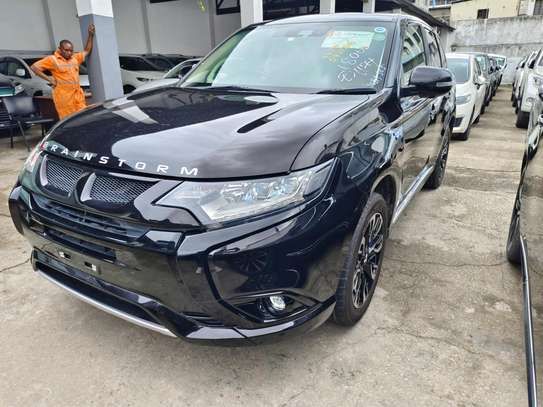 Mitsubishi outlander PHEV 2018 Sunroof image 3