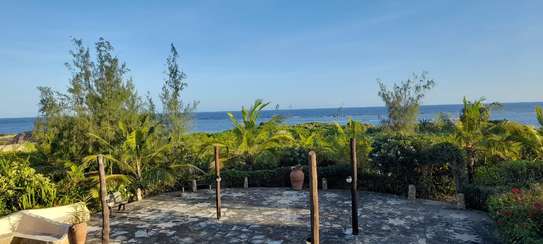 4 Bed Villa with En Suite in Watamu image 2