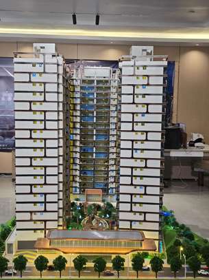 Serviced 5 Bed Apartment with En Suite at Brookside image 14