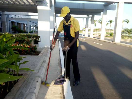 Hire temporary clean up workers today Kenya image 3