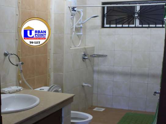Serviced 2 Bed Apartment with En Suite in Nyali Area image 18