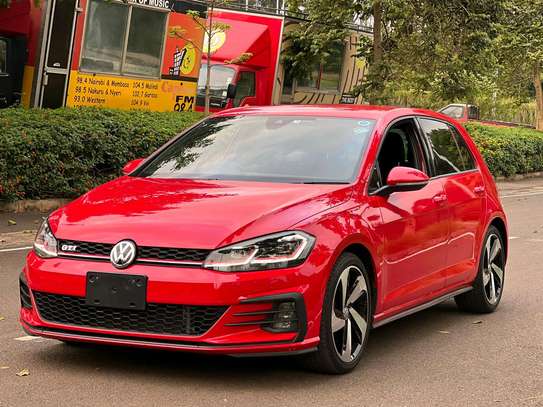 Volkswagen Golf TSI 4 2017 model fully loaded image 3