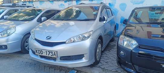 Toyota Wish Silver 2015 Reliable Family Car image 3