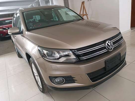 Volkswagen Tiguan 2015 model image 9