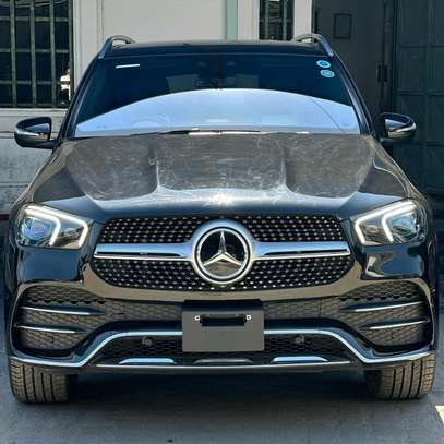 Mercedes Benz GLE450 image 8