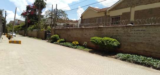 4 Bed Townhouse with En Suite at Kirichwa Road image 8