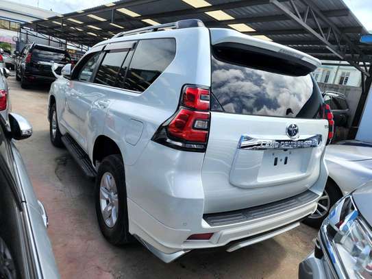 Toyota prado TXL (Hire Purchase available) image 4